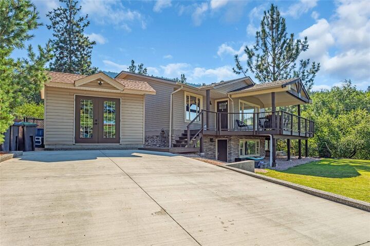 Property Photo: 16621 Maki Road BC V4V 1C2