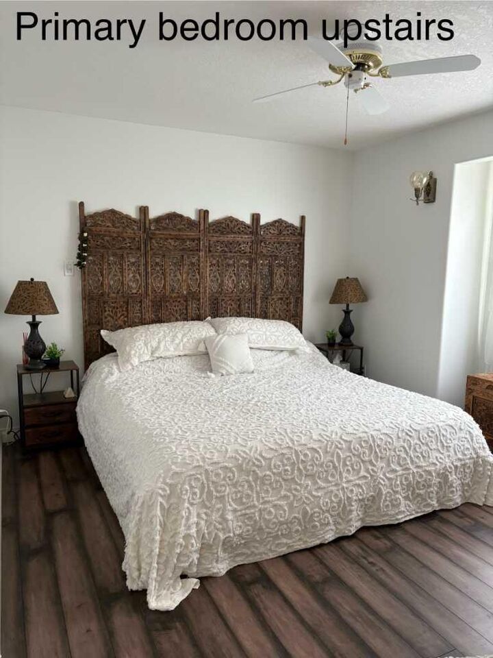 Property Photo: 917 6 Avenue AB T9W 1C7