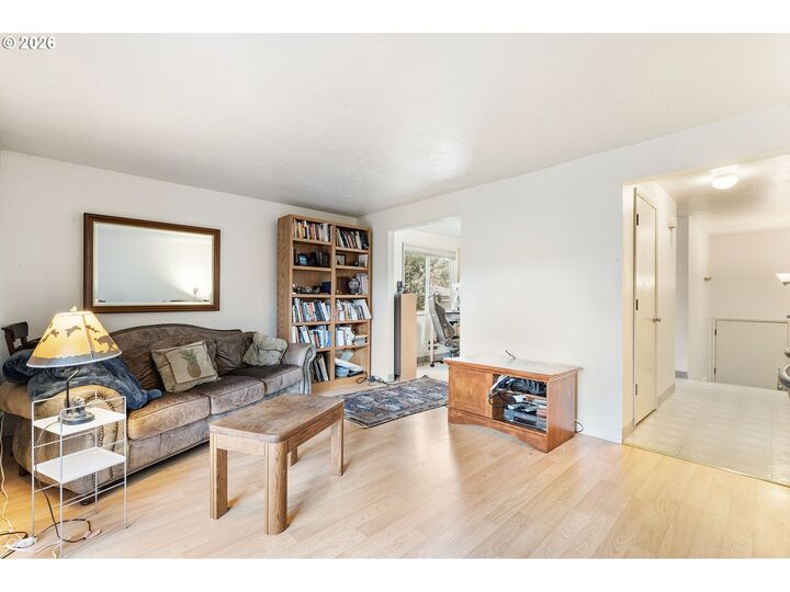 Property Photo:  8622 8624 SE 8th Ave  OR 97202 