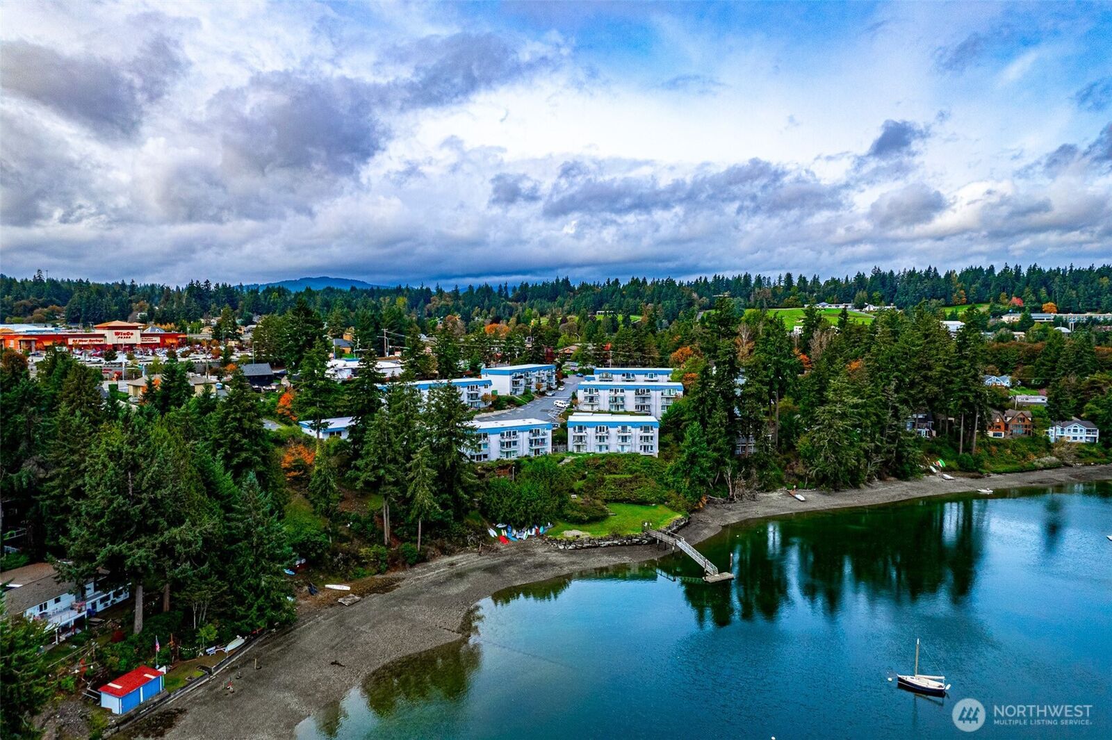 Property Photo:  924  Shorewood Drive B16  WA 98312 