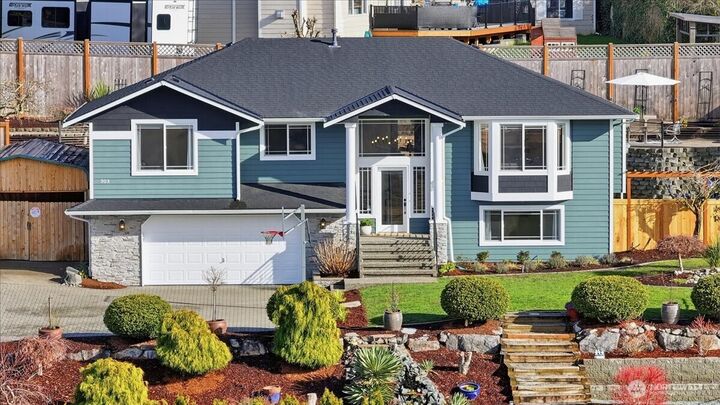 Property Photo:  303  Vernon Road  WA 98258 