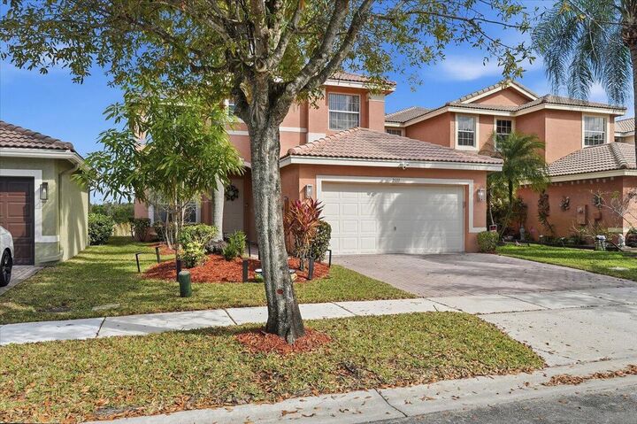 Property Photo:  2111 SW 148th Avenue  FL 33027 
