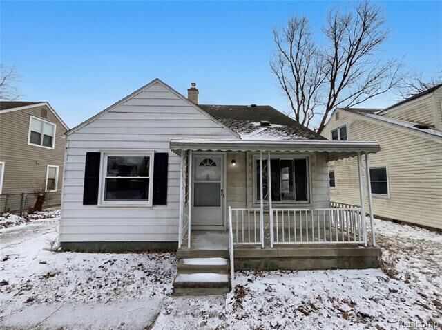 Property Photo: 24610 Parklawn Street MI 48237