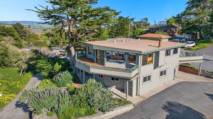 Property Photo:  1 Gray Way  CA 95076 