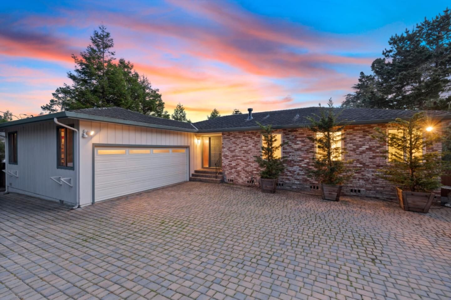 Property Photo:  3076 Strawberry Hill Road  CA 93953 