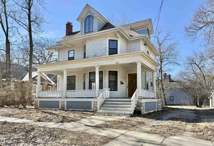 Property Photo:  816 Harrison Avenue  WI 53511 