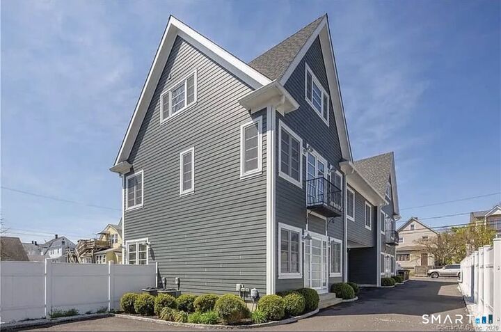 Property Photo:  24 Avery Street A  CT 06902 