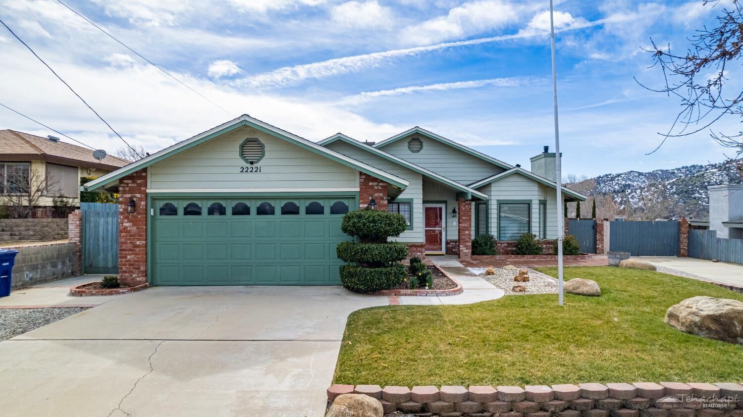 Property Photo:  22221 Bogie Street  CA 93561 