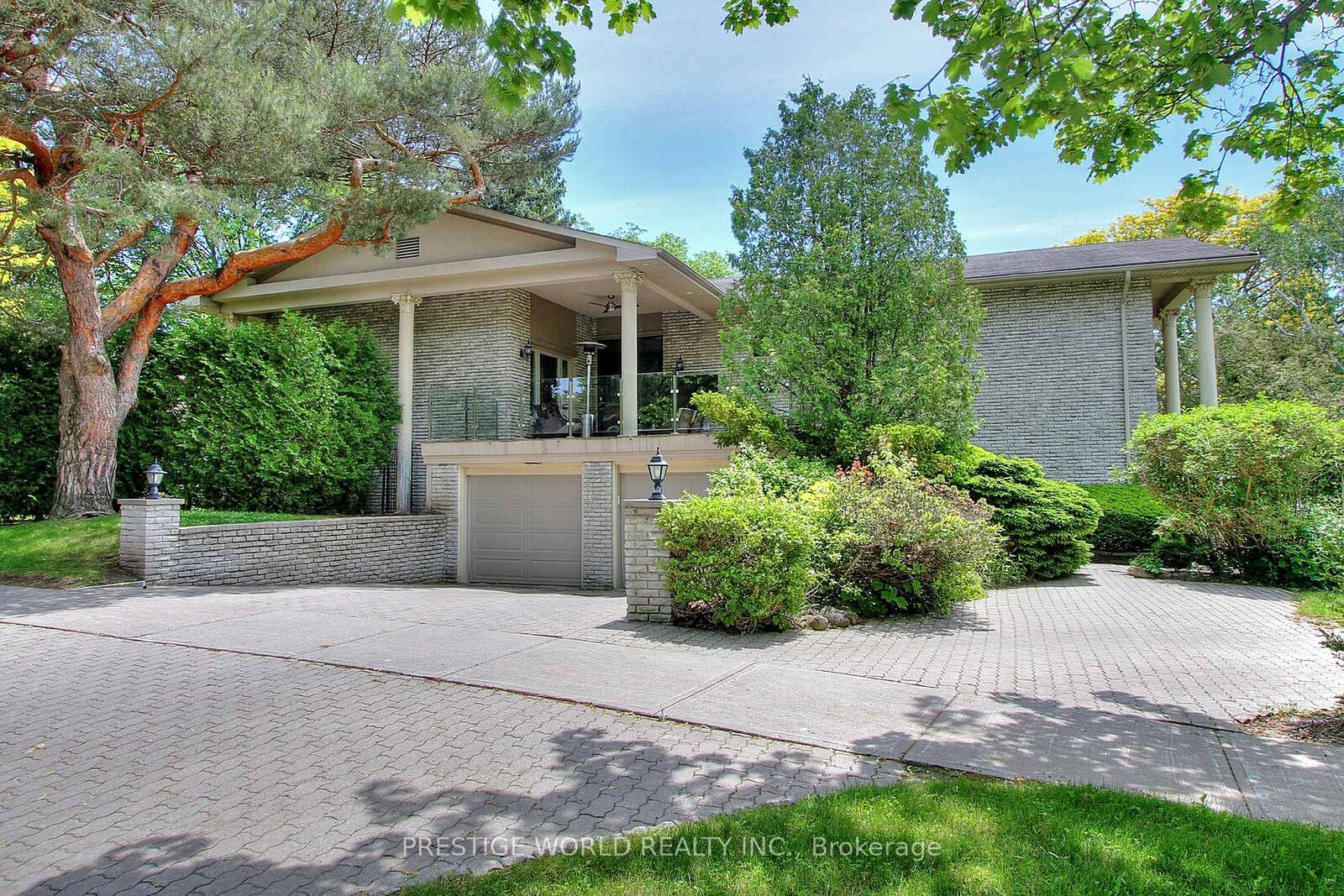Property Photo: 3 Nomad Crescent ON M3B 1S5