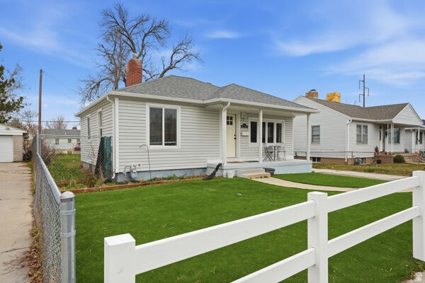 Property Photo:  820 W Fayette Ave  UT 84104 