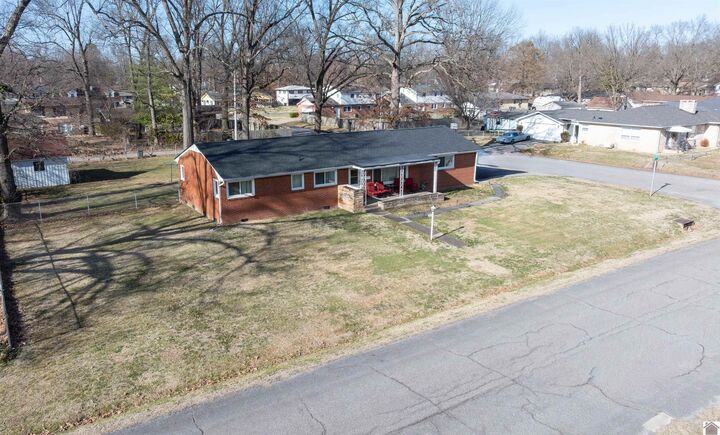 Property Photo:  2501 Clay St  KY 42001 