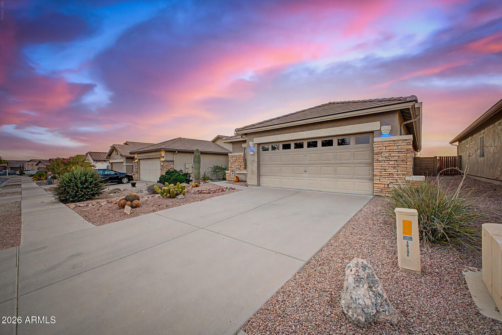 Property Photo: 10340 E Meandering Trail Lane AZ 85118