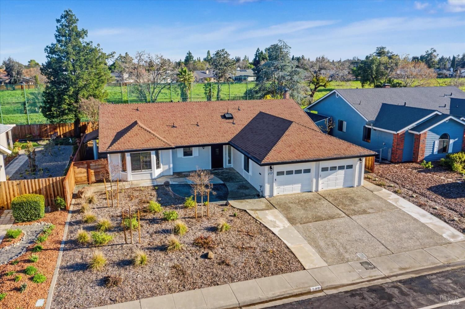 Property Photo:  580 Yellowstone Drive  CA 95687 