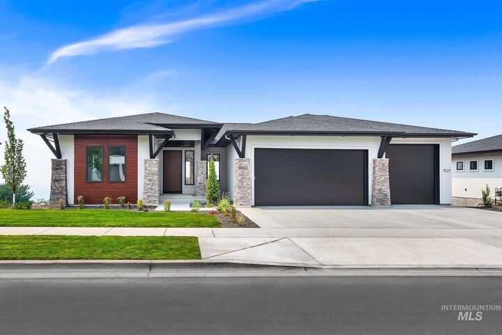 Property Photo:  1521 S Trent Point Way  ID 83712 