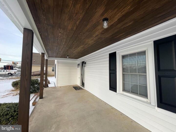 Property Photo:  33 Crookhorn Road  VA 22520 