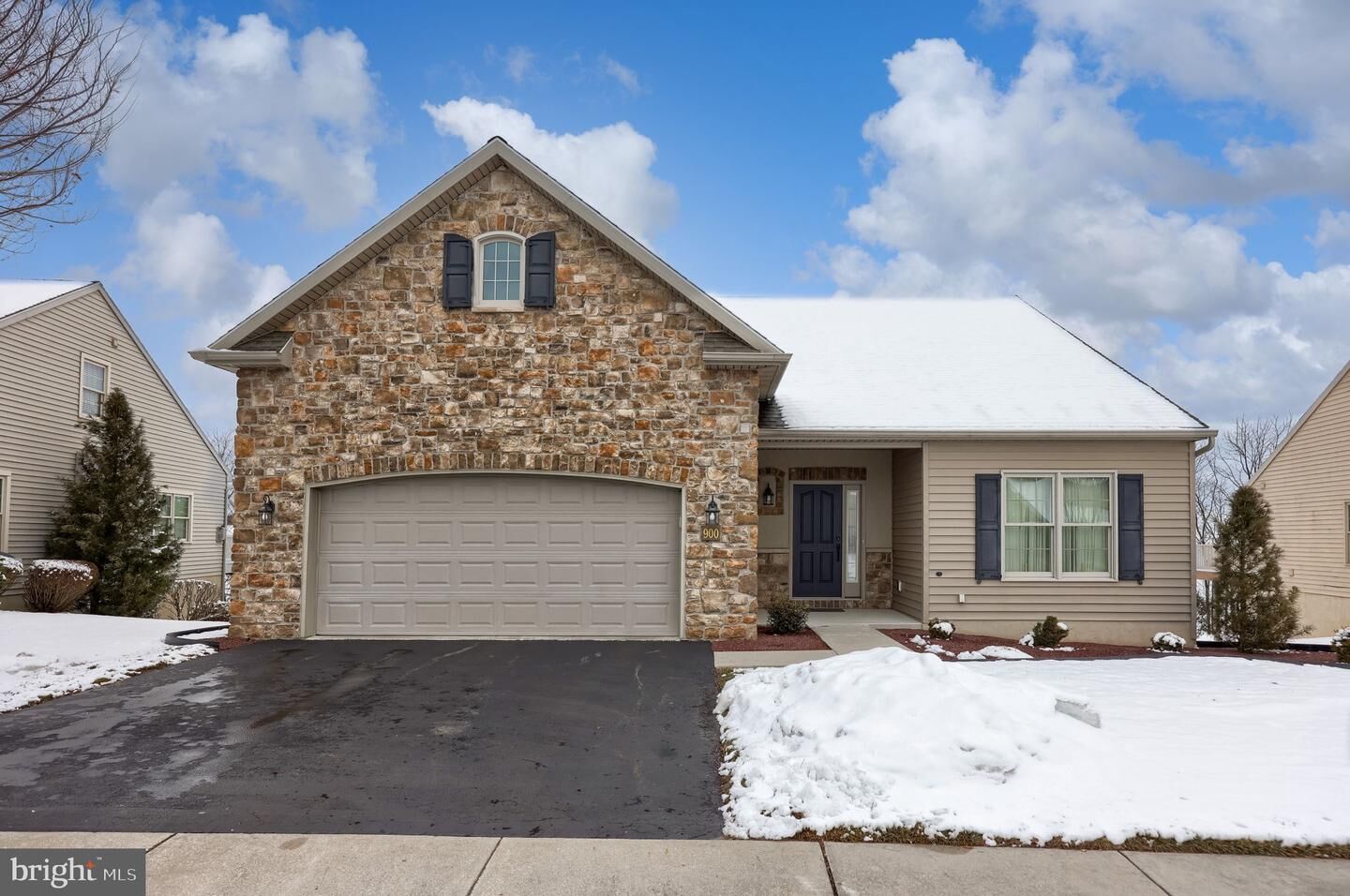 Property Photo:  900 Cambridge Drive  PA 17545 