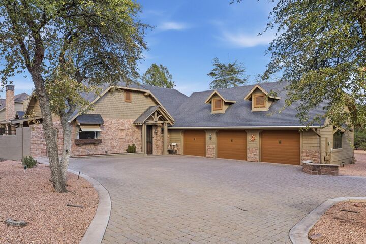 Property Photo:  1006 W Knotty Pine Circle  AZ 85541 