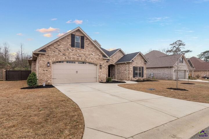 Property Photo:  107 Windborne Court  GA 31047 