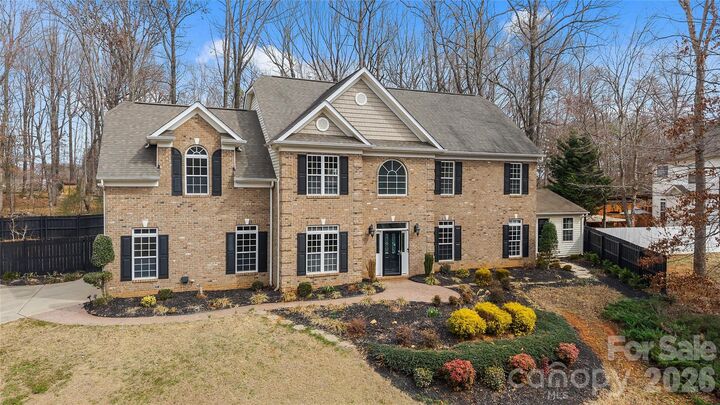 Property Photo: 5106 Twin Cedars Drive NC 28110