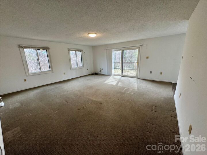 Property Photo:  316 Prince Street  NC 28083 