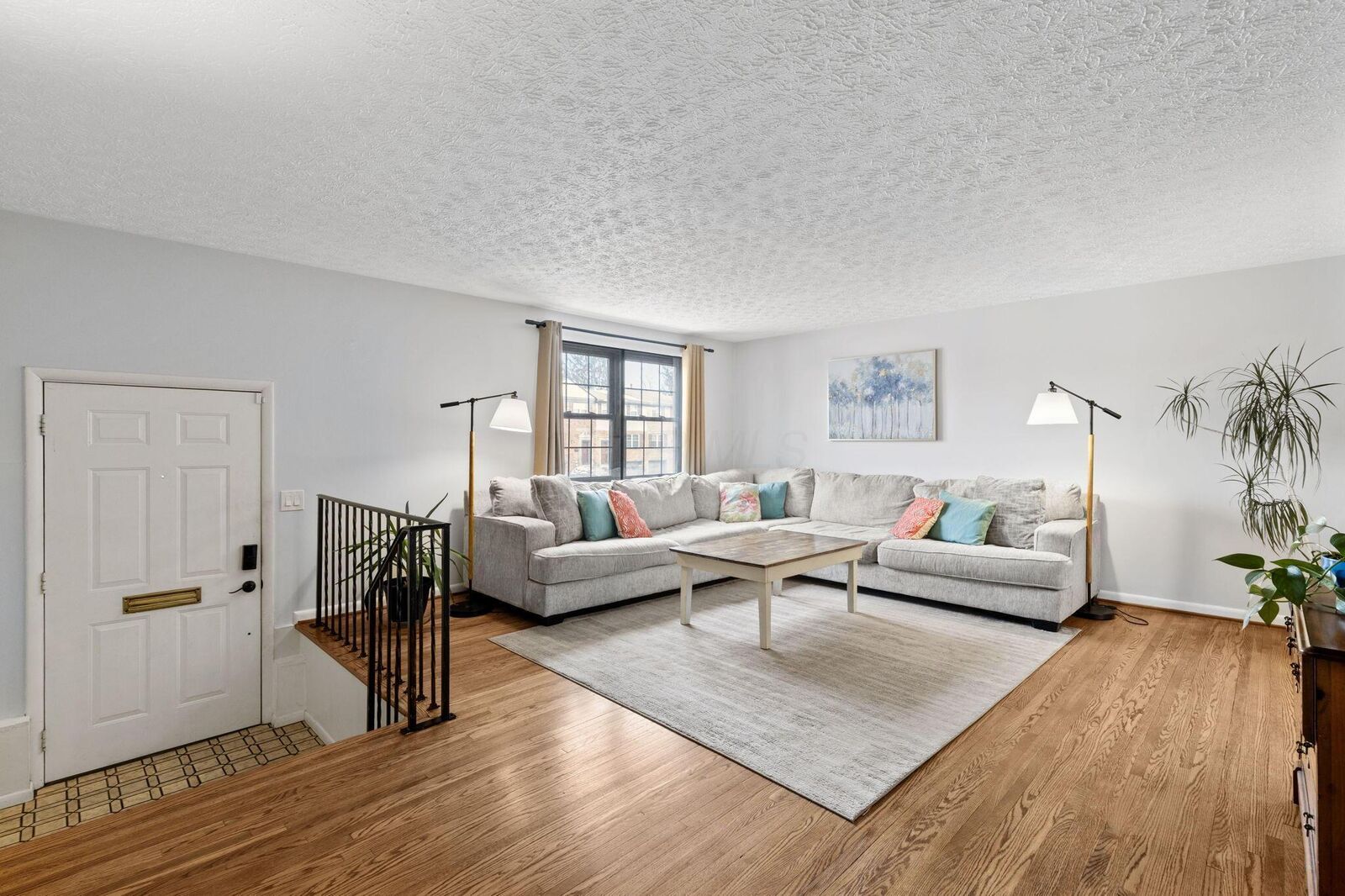 Property Photo:  2813 Kingsrowe Court  OH 43209 