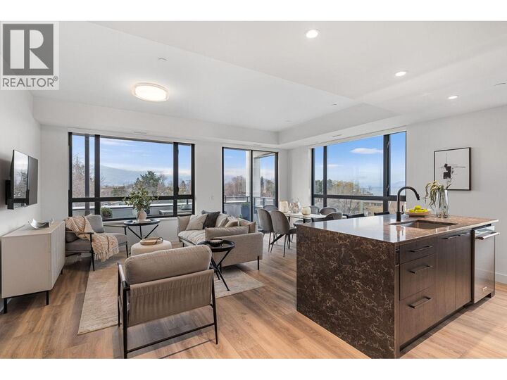 3051 Abbott Street 311 — photo 1