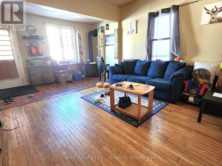 Property Photo: 29 Woods Street ON P2N 3B7