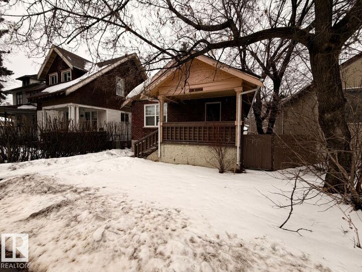 Property Photo:  11243 86 Street NW  AB T5B 3H7 