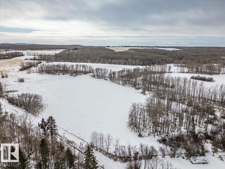 Property Photo:  SW-32-46-4-W5  AB T0C 1X0 