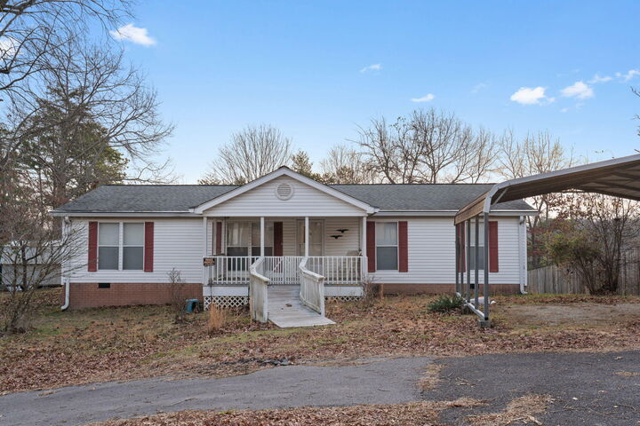 Property Photo:  1835 Circle Drive SW  TN 37311 