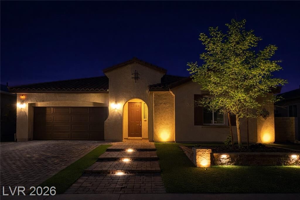 Property Photo:  6721 Sycamore Pines Street  NV 89149 