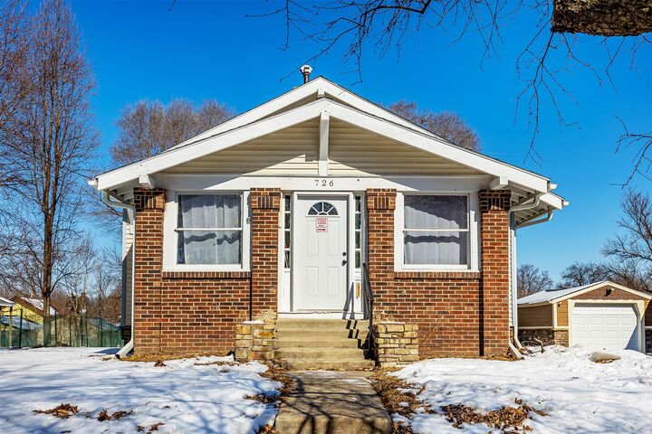 Property Photo:  726 Morton Avenue  IA 50316 