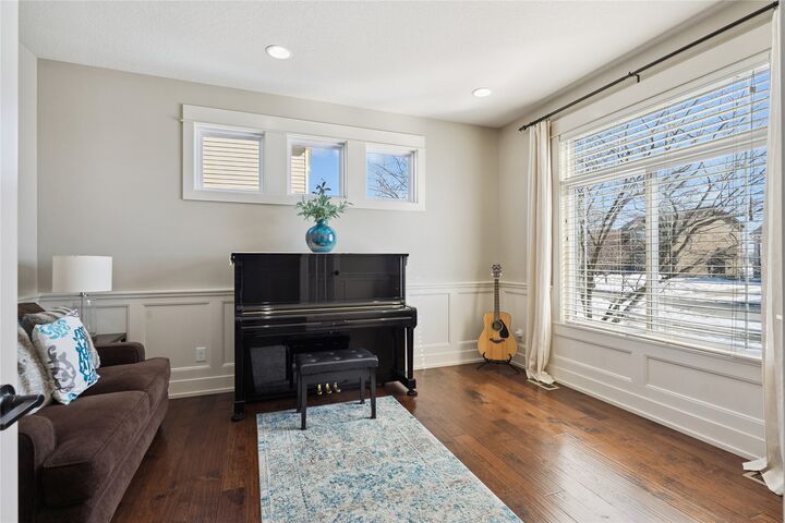 Property Photo:  1022 NW Reinhart Drive  IA 50023 