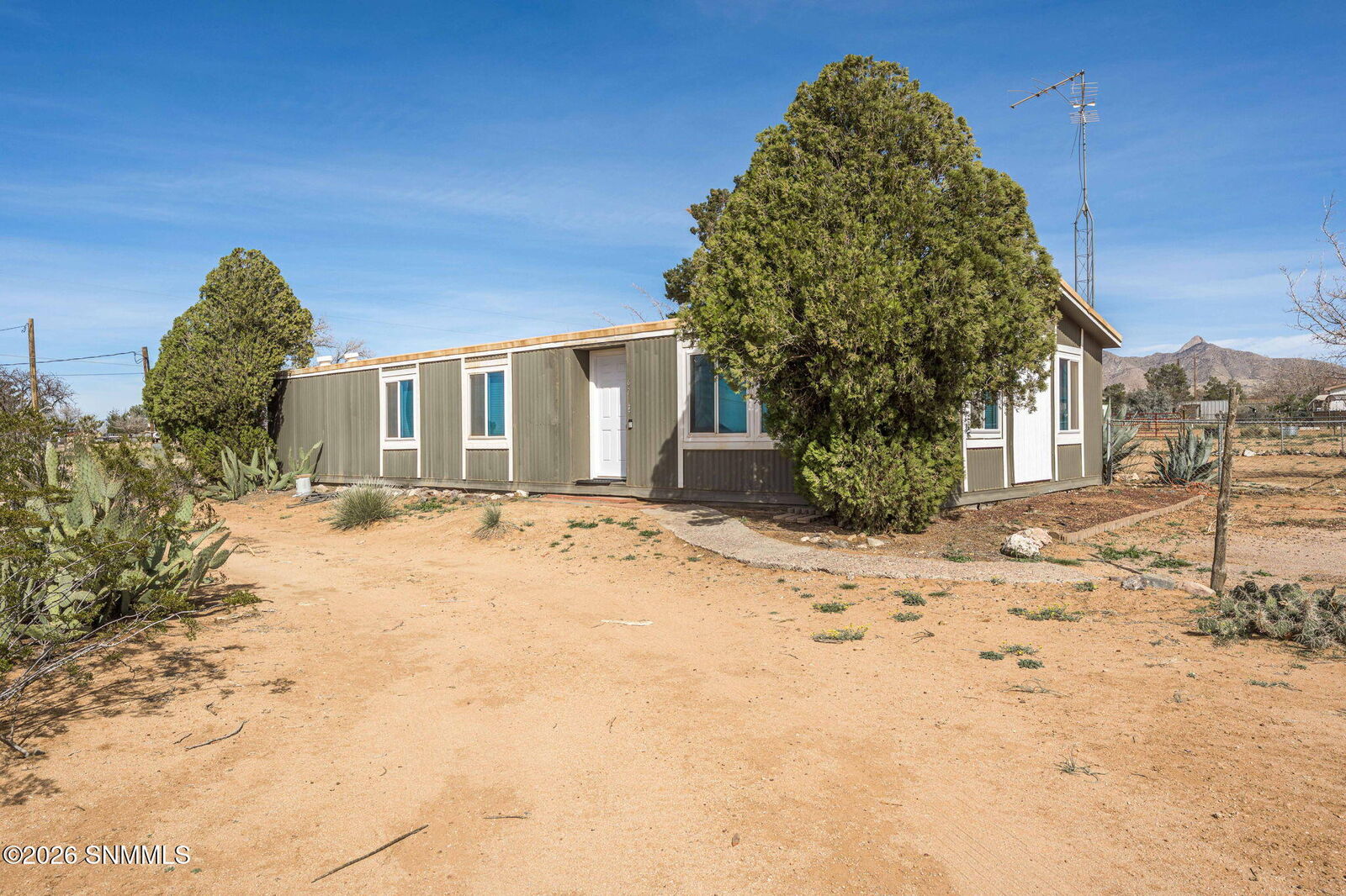 Property Photo: 6744 Macarthur Road NM 88012