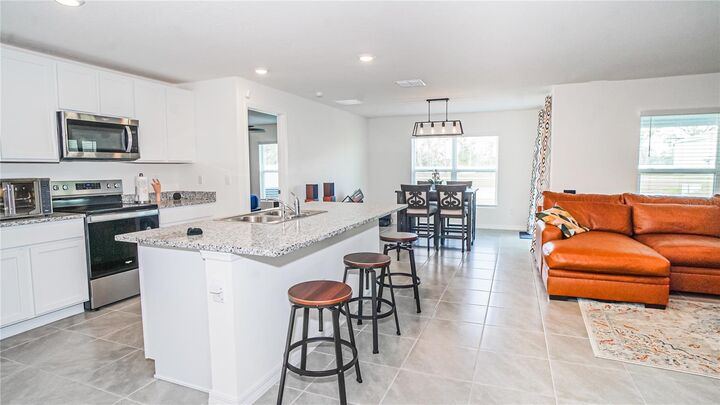 Property Photo: 13253 Mylion Way FL 34610