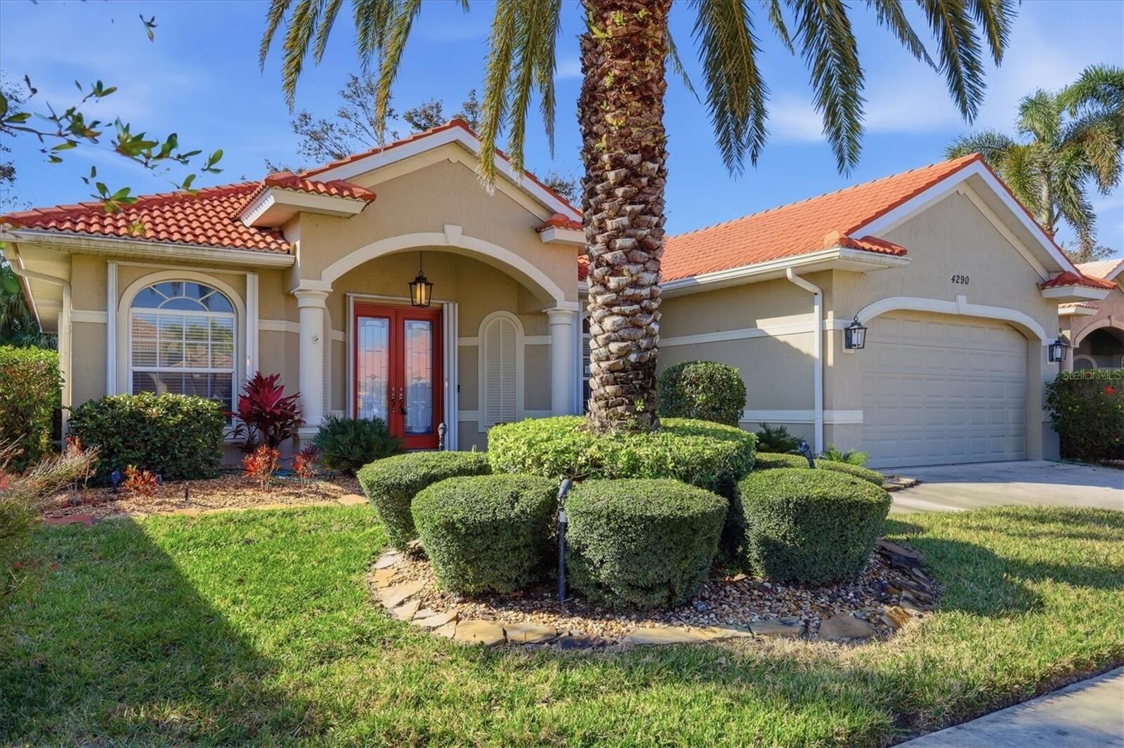 Property Photo:  4290 Via Del Villetti Drive  FL 34293 