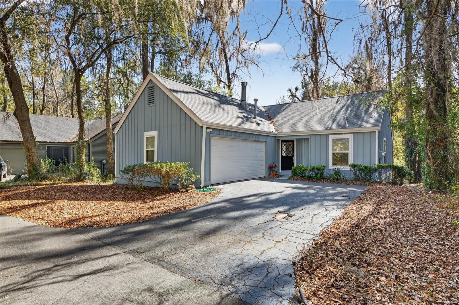 Property Photo:  8407 SW 46th Lane  FL 32608 