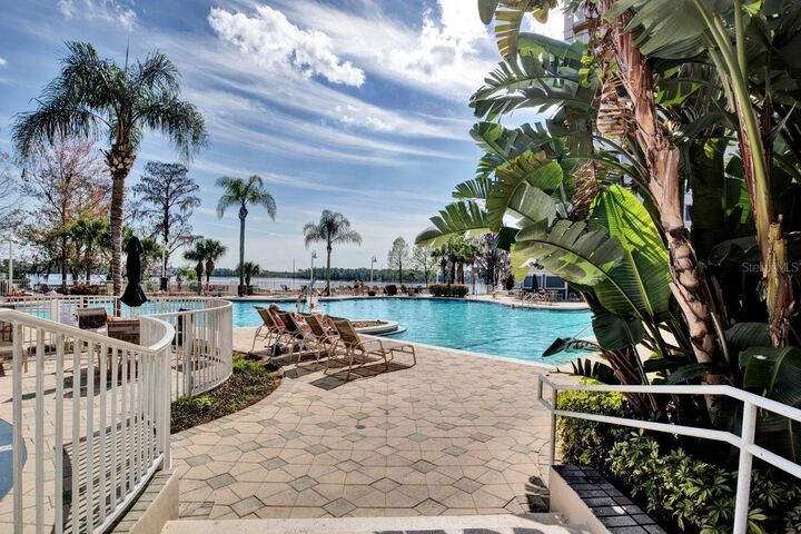 Property Photo: 13427 Blue Heron Beach Drive 404 FL 32821