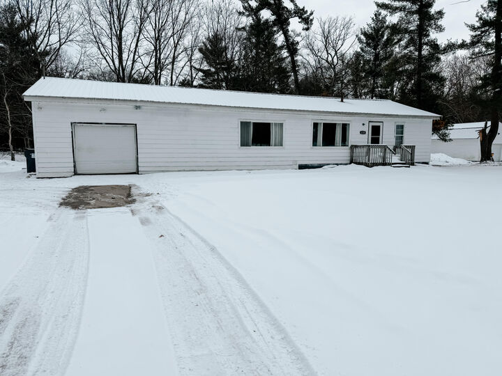 Property Photo:  6724 Holton-Duck Lake Road  MI 49425 