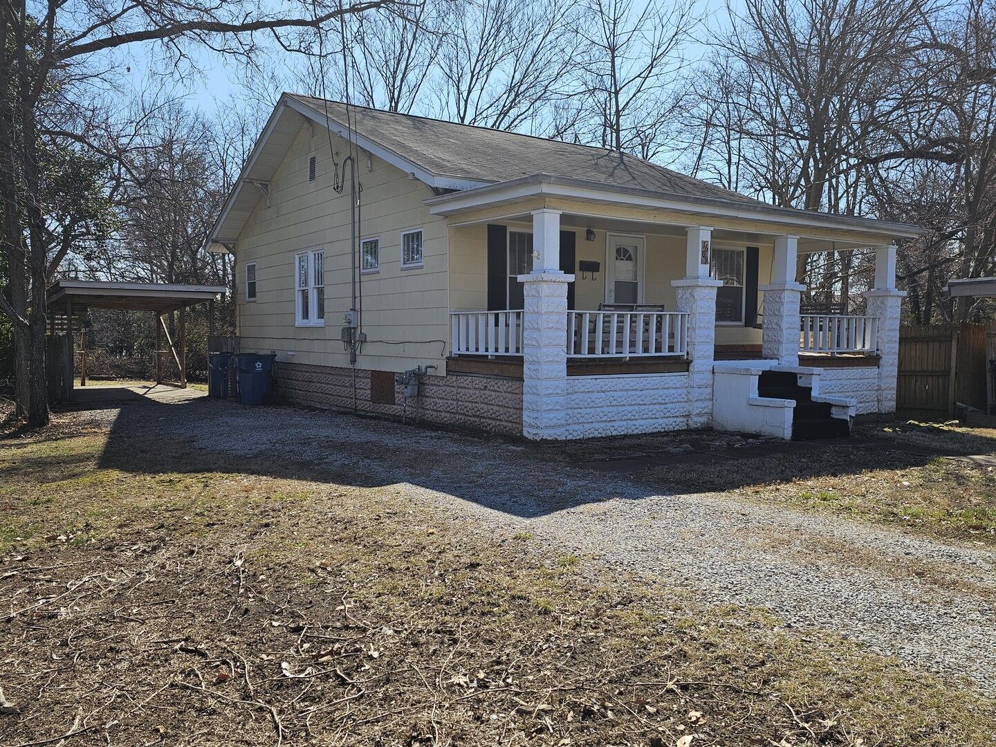 Property Photo:  1609 Isabella  IL 62864 