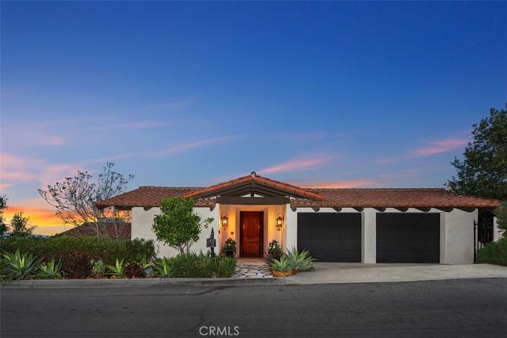 Property Photo:  1801 Via Arriba  CA 90274 