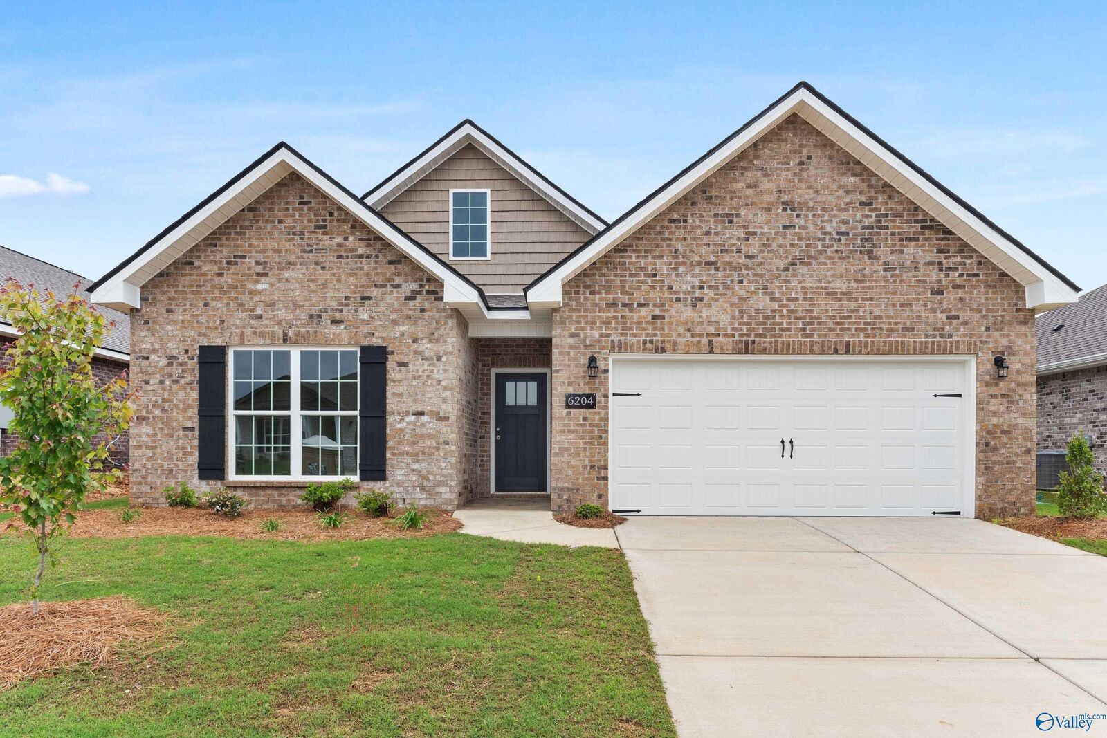 Property Photo: 4810 Drews Dogwood Lane AL 35810