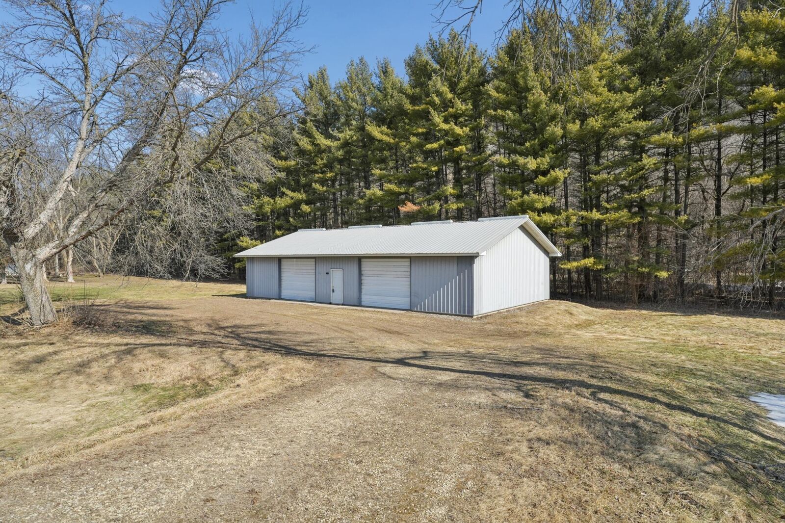 Property Photo:  W8730 State Rd 35  WI 54014 