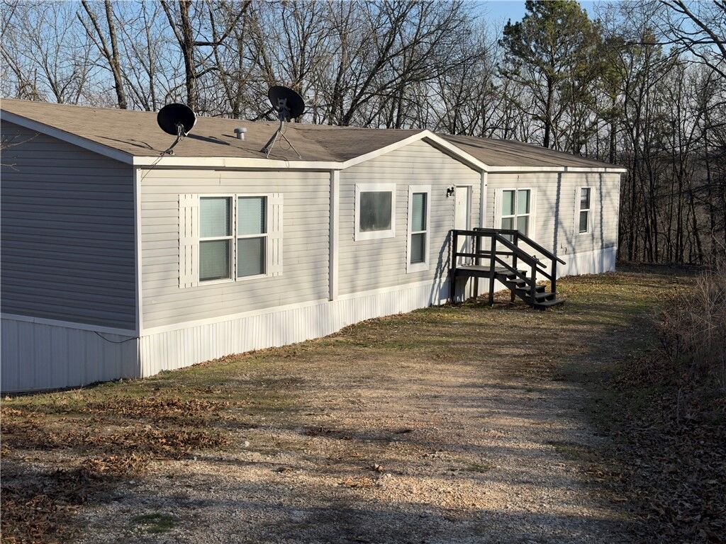 Property Photo:  600 County Road 2200  AR 72631 