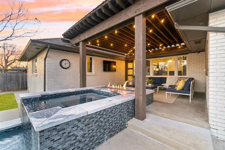 Property Photo:  1832 NW 56th Terrace  OK 73118 