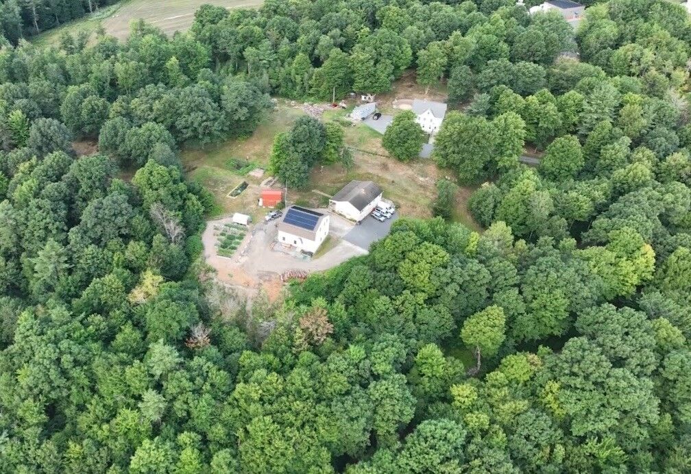 Property Photo:  435 Partridge St  MA 01440 