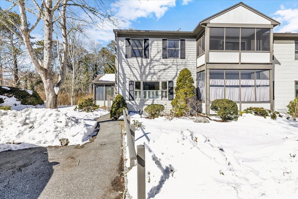 Property Photo:  14 Harold St 13A  MA 02646 