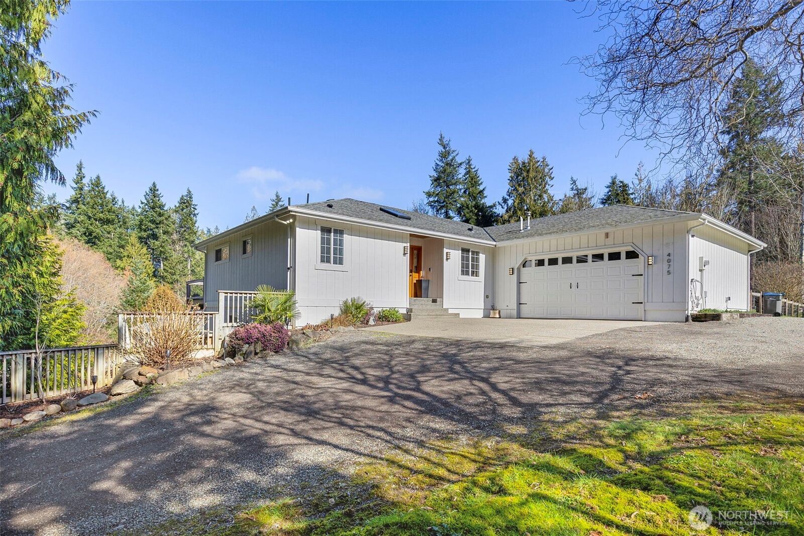 Property Photo:  4075  Farmer Dell Road E  WA 98366 