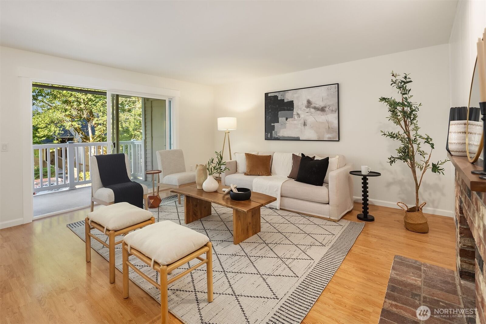 Property Photo:  8652  164th Avenue NE C109  WA 98052 