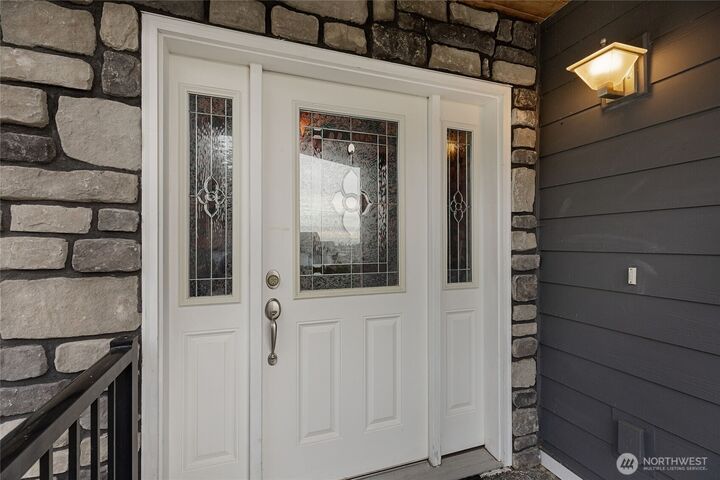 Property Photo:  660  Parkside Place  WA 98230 